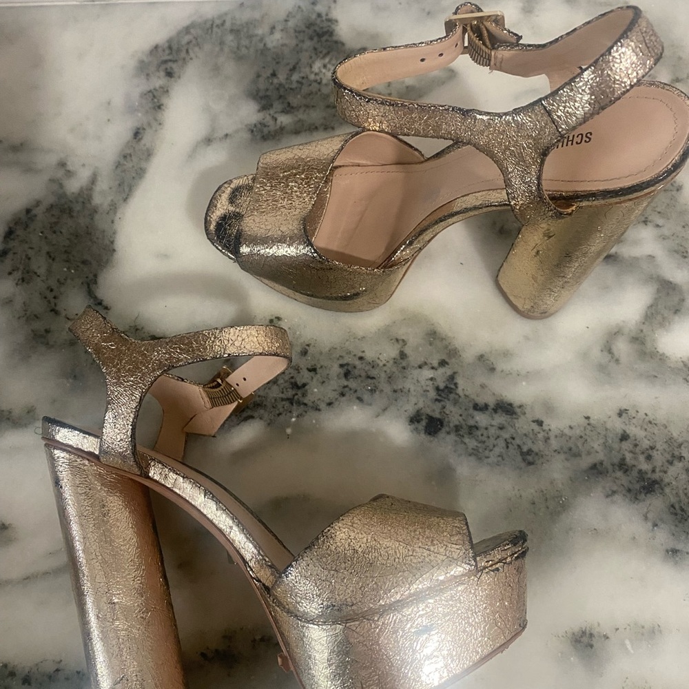 Schultz 7.5 gold shimmer heels. Worn 4 times.